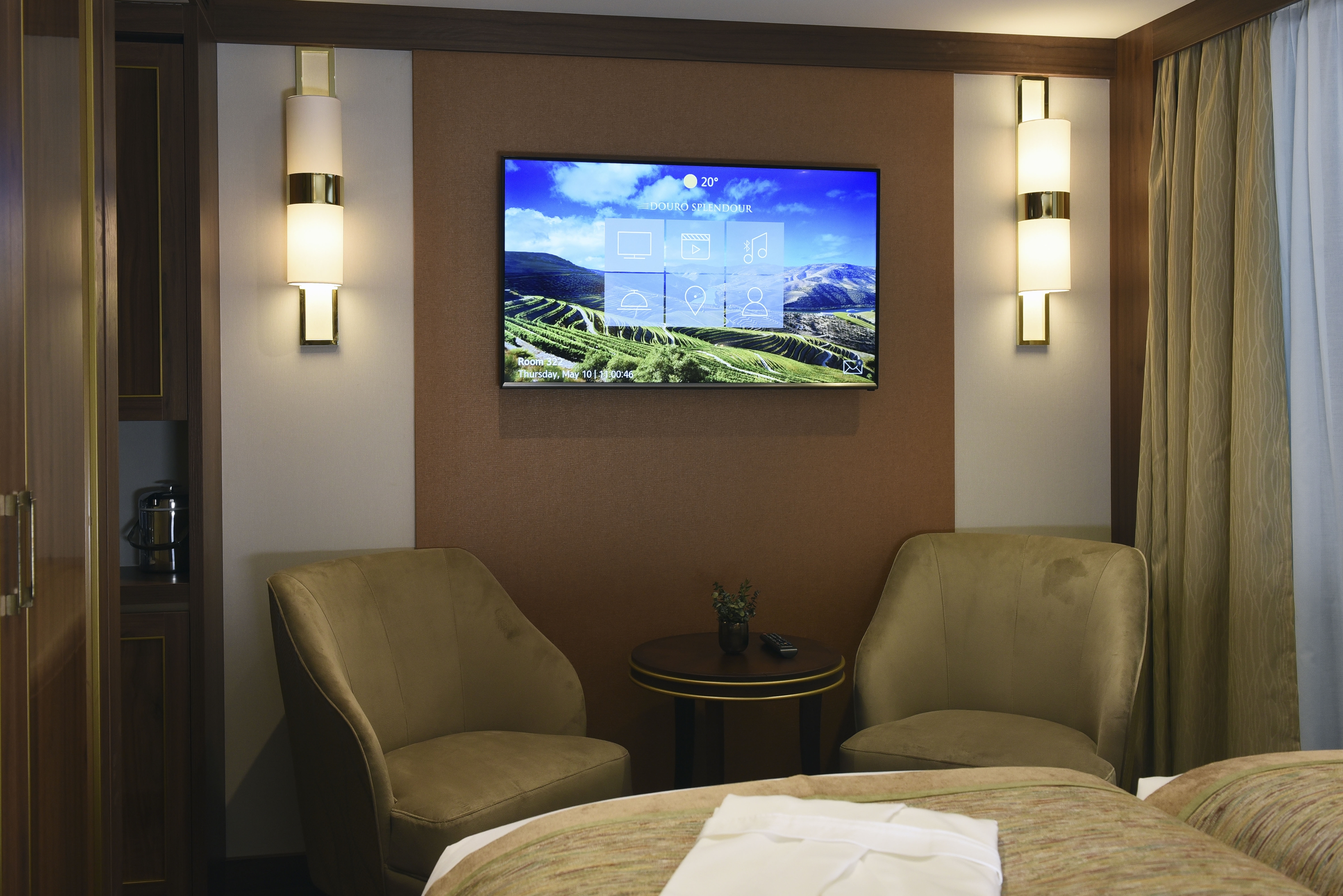 Superior Balcony Suites